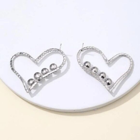 SILVER HEART PEARL EARRINGS  - Picture 3 of 5